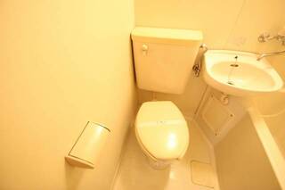 やはりトイレは落ち付きますね。。