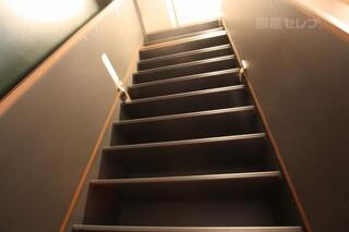 下駄箱の収納も充実。