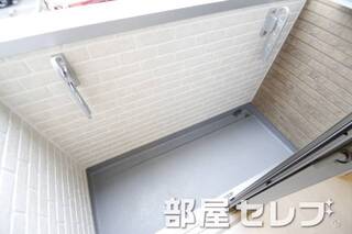 コンパクトバルコニー。