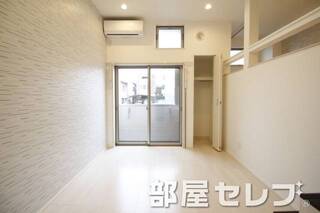 違う角度からの寝室。