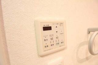 浴室乾燥機も付いています