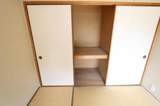 和室の収納です。