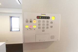 セコムセキュリティー搭載