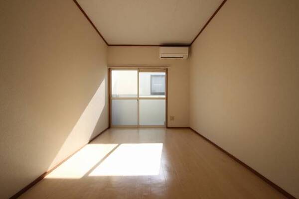 綺麗なお部屋です。