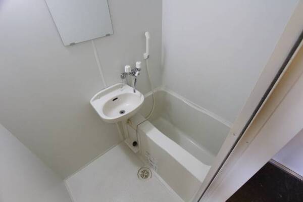 ＊同タイプ写真参照