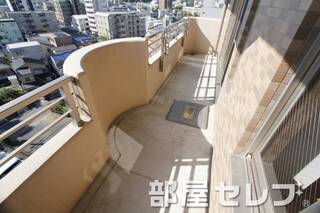 開放感のあるバルコニー。他号室の写真です。
