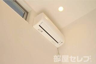 ※102号室の写真を流用しています。