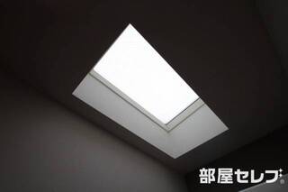 天窓があります。
