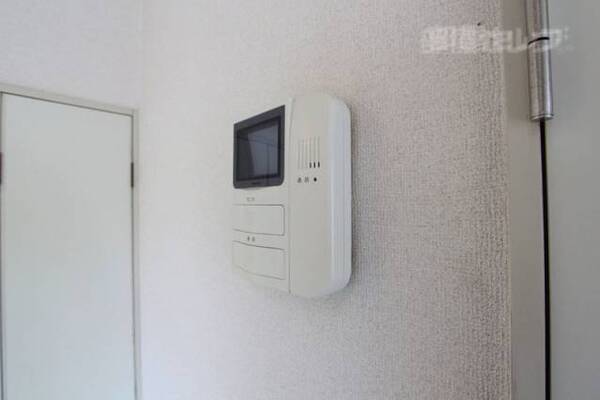カメラ付の玄関モニターです。