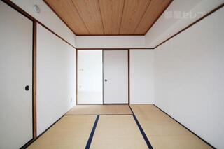 和室も1部屋あります。（401号室）