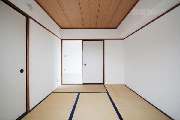 和室も1部屋あります。（401号室）