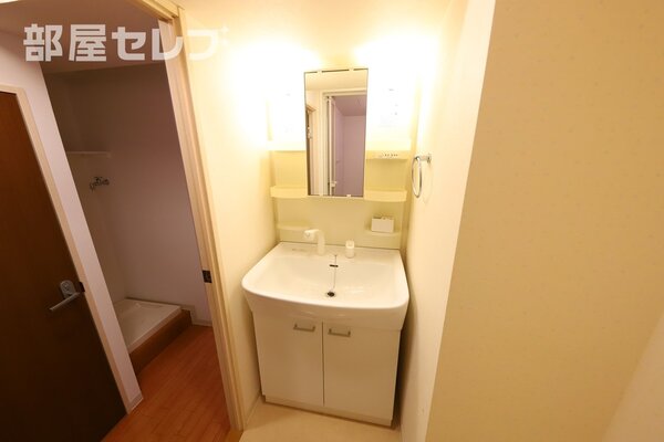 清潔感あるトイレです。