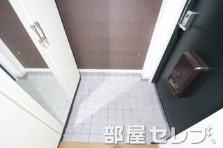 玄関口。
