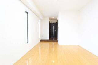 広くて使いやすいお部屋です