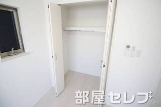 クローゼット。