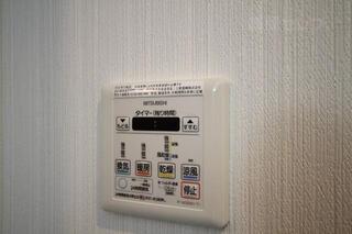 201号室の画像を載せています。