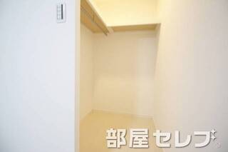 オープンクローゼット。
