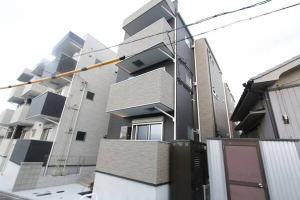 綺麗な外観ですね。