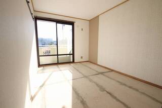 南側和室　（入居時に畳を入れます）