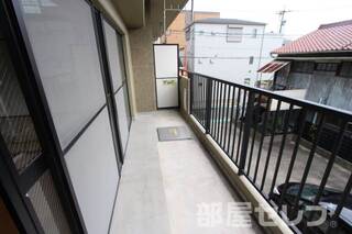 ベランダは2部屋に繋がっていますよ