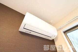 ※203号室の写真を流用しています。