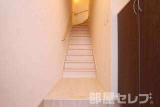 ※203号室の写真を流用しています。