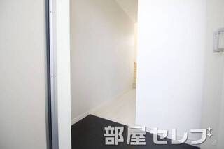 玄関口。