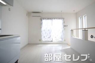 違う角度からのダイニング。