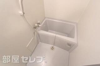 水はけの良い浴室です。