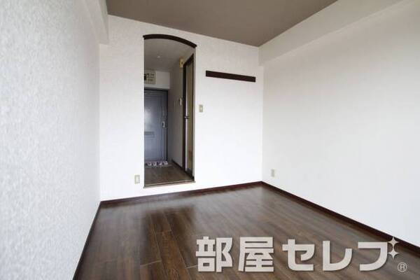 違う角度からの寝室。