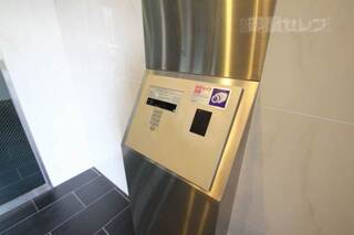 オートロック完備です