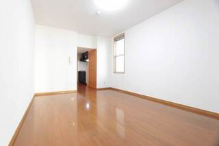 角部屋の写真を参照