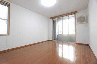 角部屋の写真を参照