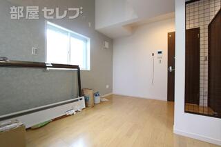 建築中です
