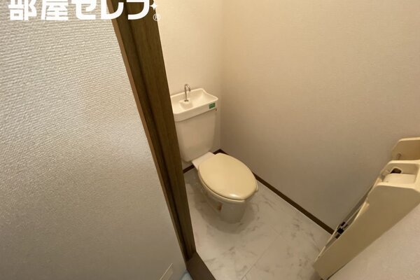 102号室撮影。