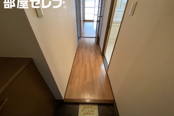 102号室撮影。