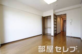 快適なリ居室でお過ごしください。（イメージ写真）