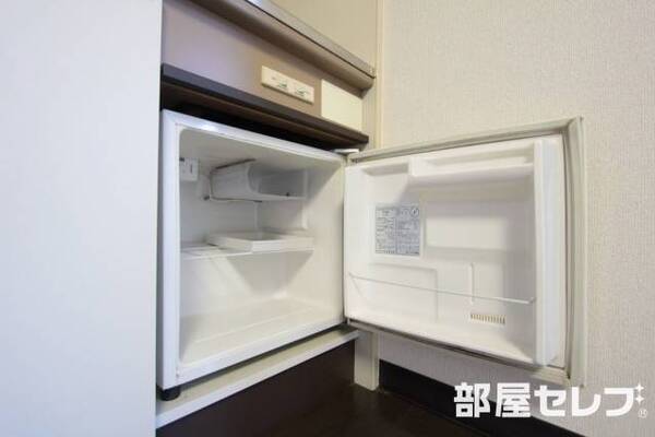 ドリンクはこちらに収納して下さい