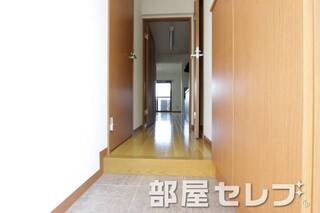 玄関口。イメージ写真