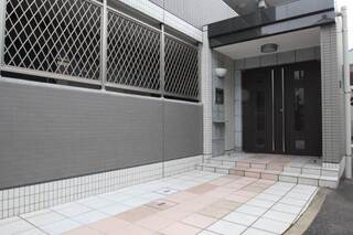オートロックが付いています。