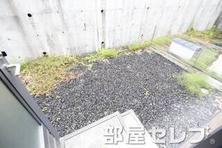 勝手口。