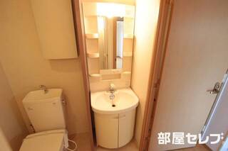 歯ブラシなども置けます