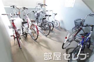 自転車置場。