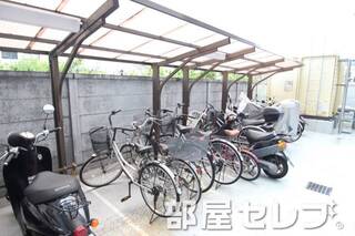 敷地内駐輪場あり。
