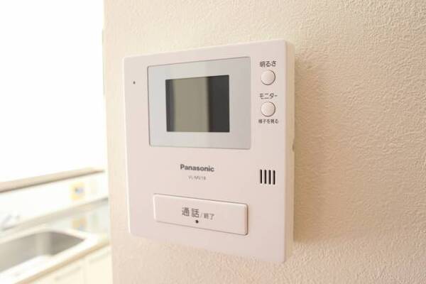 テレビモニター付きインターホンです　急な来訪者にも安心