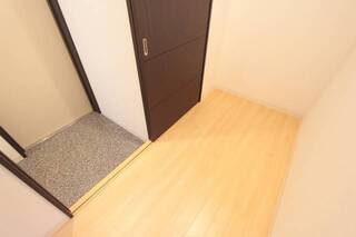 収納たっぷりの2号室タイプ