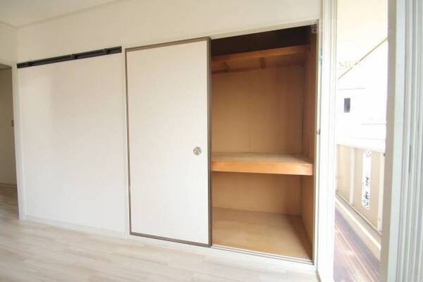C棟 201号室の写真です。