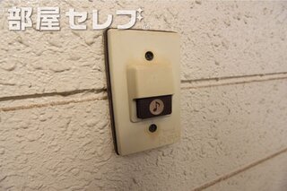 冷暖房エアコン。