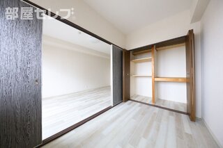 604号室
