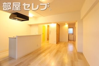 シューズボックス。
